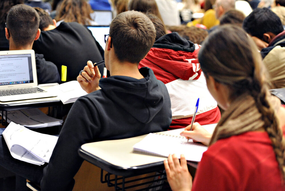 studenti lezione collegio mazza